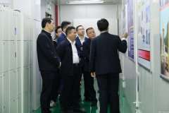 宜春市电子信息产业链招商小分队莅临皇冠·app官网首页-皇冠(中国)参观调研